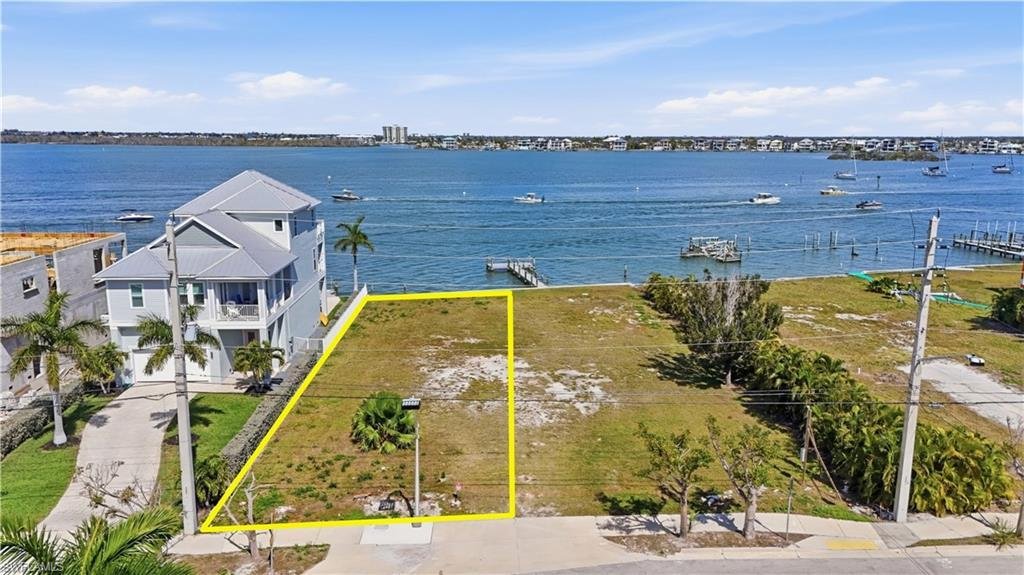 Land in Fort Myers Beach, Florida, United States 5 - 17392099