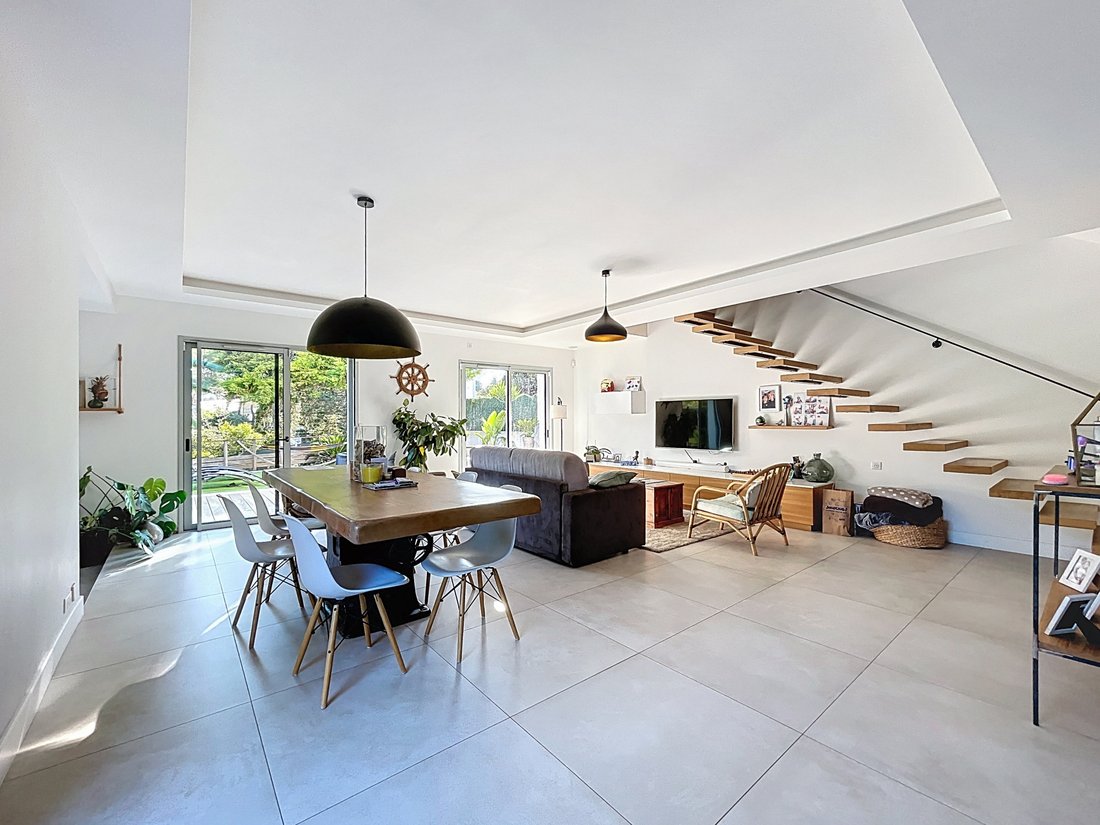 Villa in Fontmerle, Antibes, France 5 - 16964056