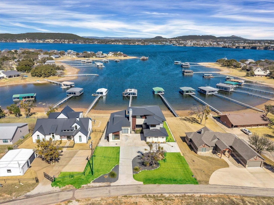 House in Graford, Texas, United States 1 - 17392020
