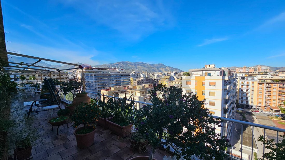 Apartment in Libertà Alta, Palermo, Italy 1 - 17392660