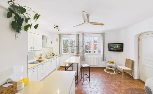 Apartamento en Grimaud, Provenza-Alpes-Costa Azul, Francia 1