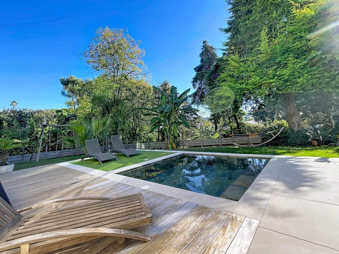 Villa in Fontmerle, Antibes, France 2 - 16964056