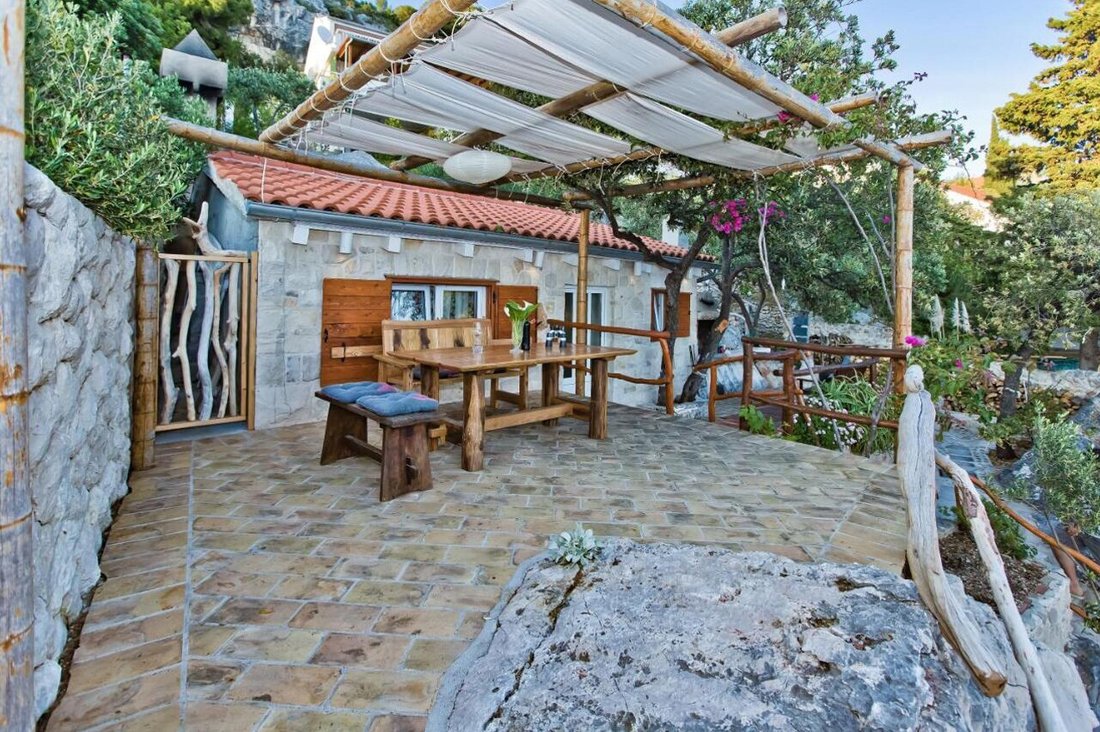 Villa in Velo Grablje, Split-Dalmatia County, Croatia 2 - 17394938