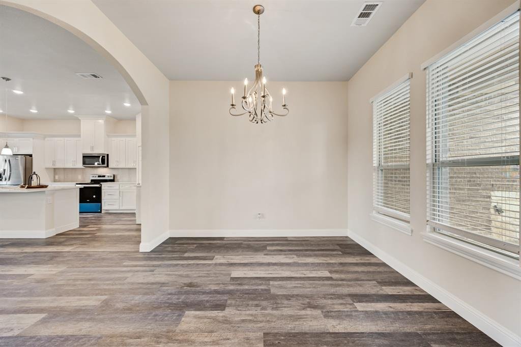 House in Corsicana, Texas, United States 5 - 17391872