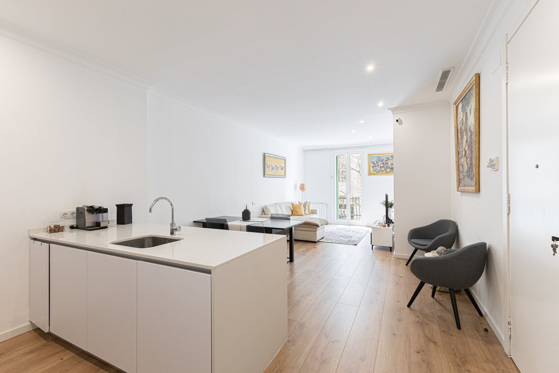 Apartment in Eixample, Barcelona, Spain 1 - 17392335