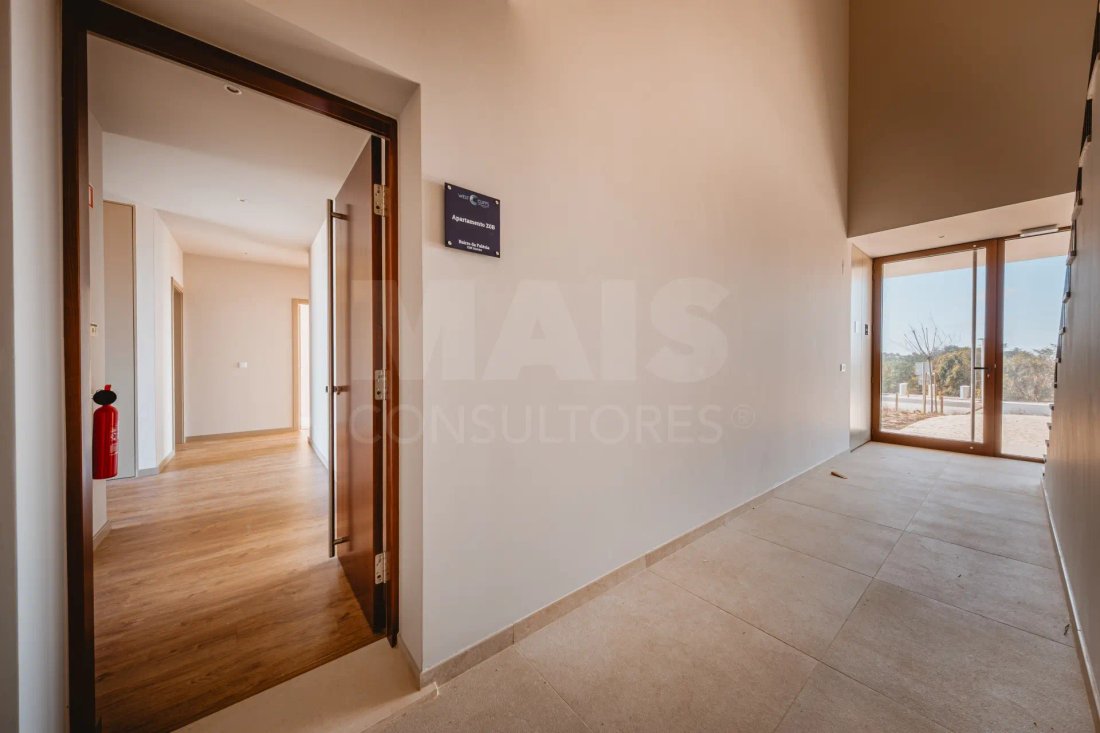 Apartment in Vau, Leiria District, Portugal 2 - 17394666