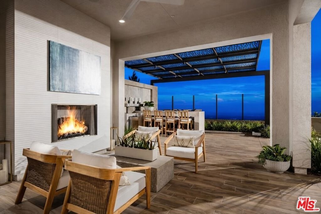 House in Los Angeles, California, United States 3 - 17390384