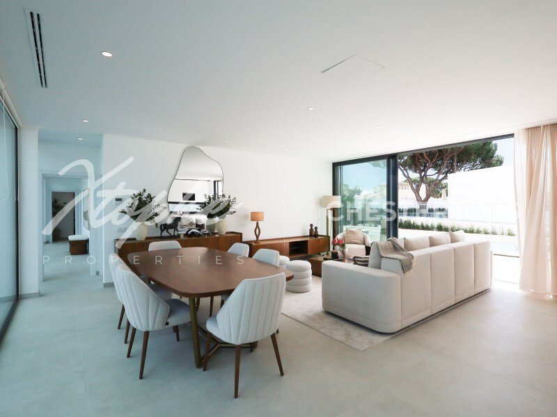 Villa in Vilamoura, Quarteira, Algarve 2 - 17393418