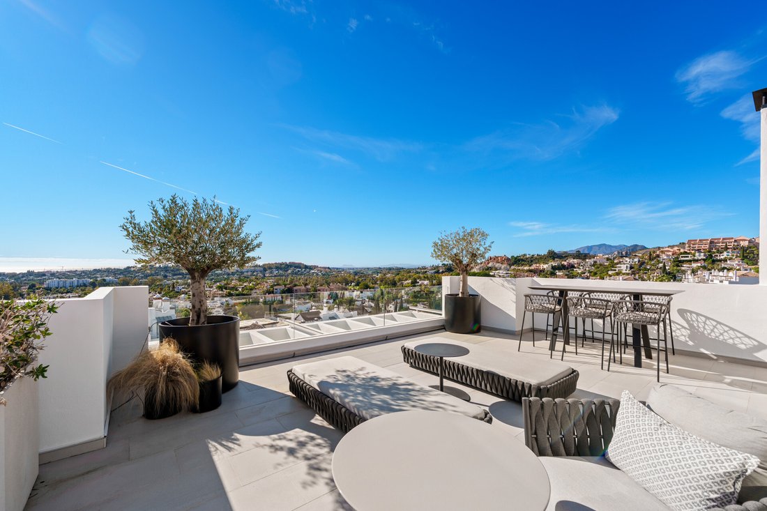 Penthouse in Nueva Andalucia, Marbella, Spain 3 - 17391278
