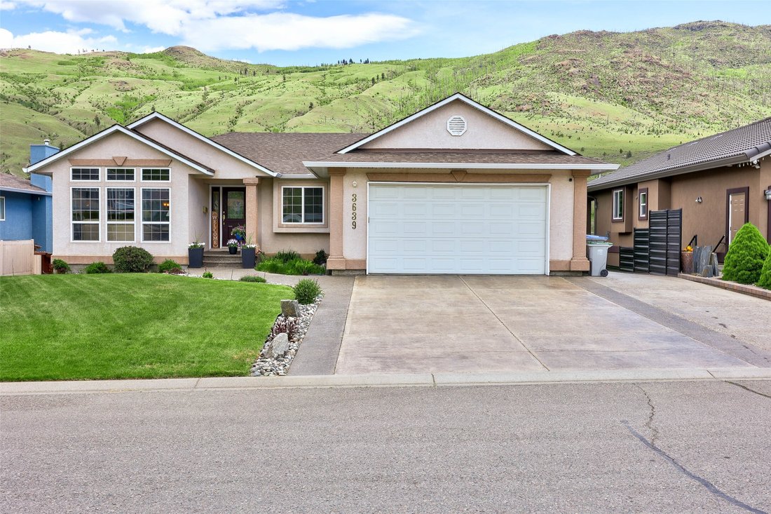 House in Kamloops, British Columbia, Canada 1 - 15299053
