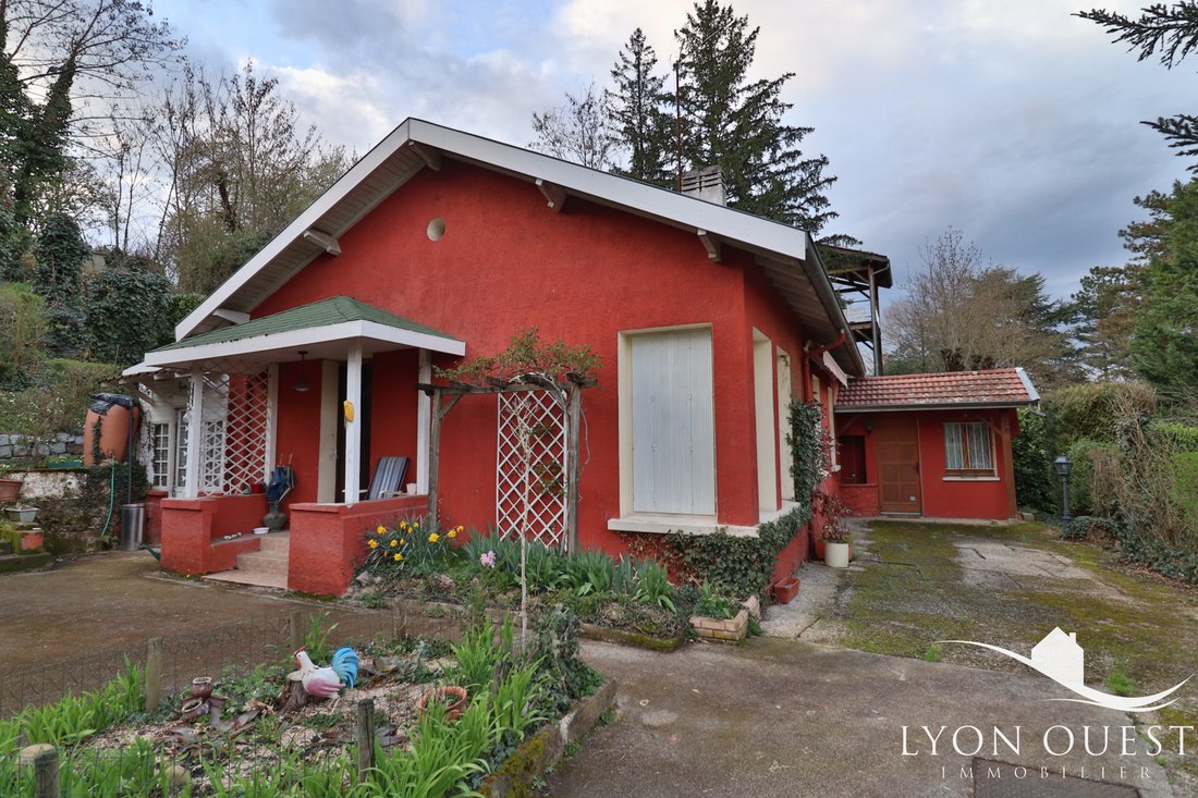 House in Charbonnieres-les-Bains, Auvergne-Rhône-Alpes, France 1 - 17391435