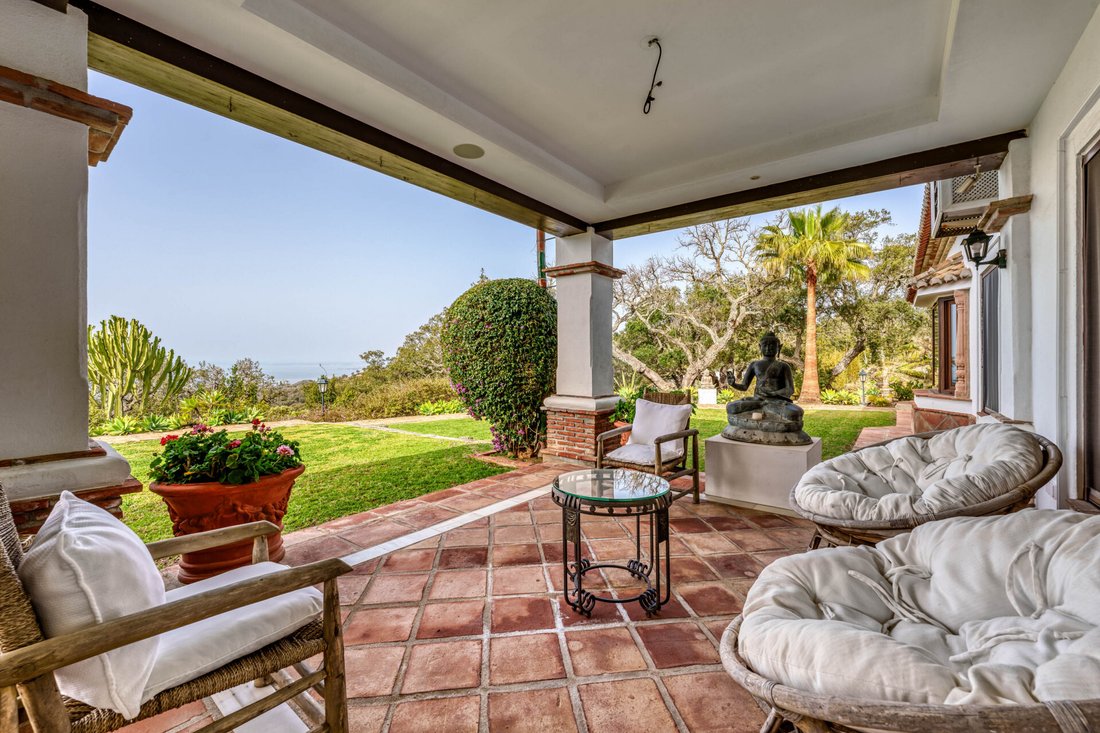 Estate in Marbella, Andalusia, Spain 4 - 17391082