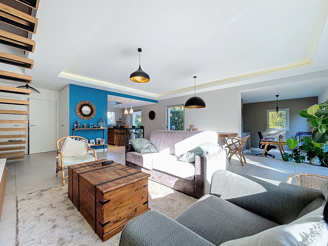 Villa in Fontmerle, Antibes, France 4 - 16964056