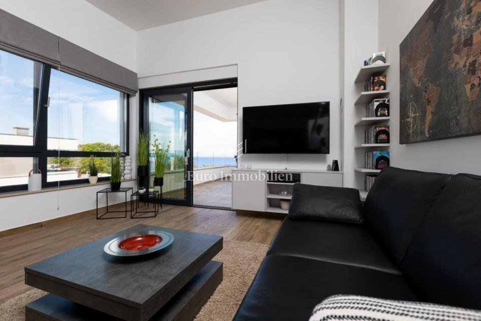 Apartment in Malinska, Primorje-Gorski Kotar County, Croatia 4 - 17394476