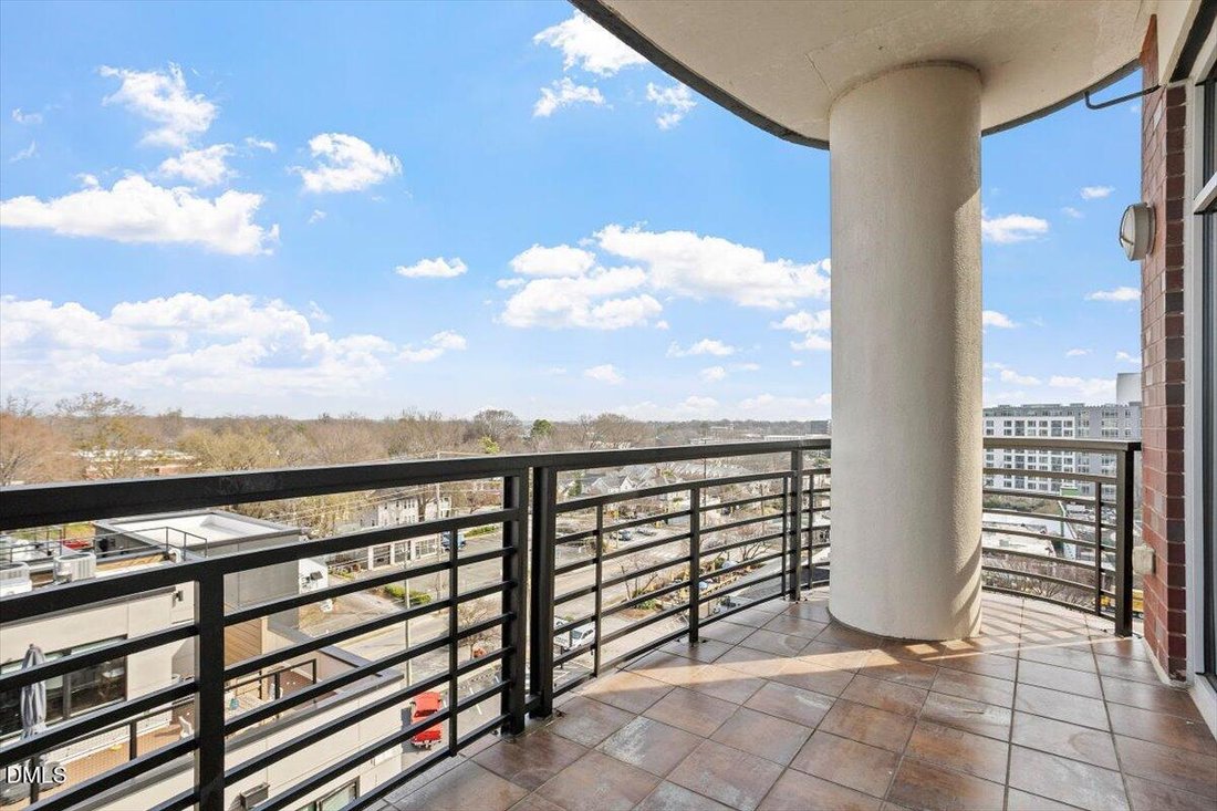 Condo in Raleigh, North Carolina, United States 4 - 17393859
