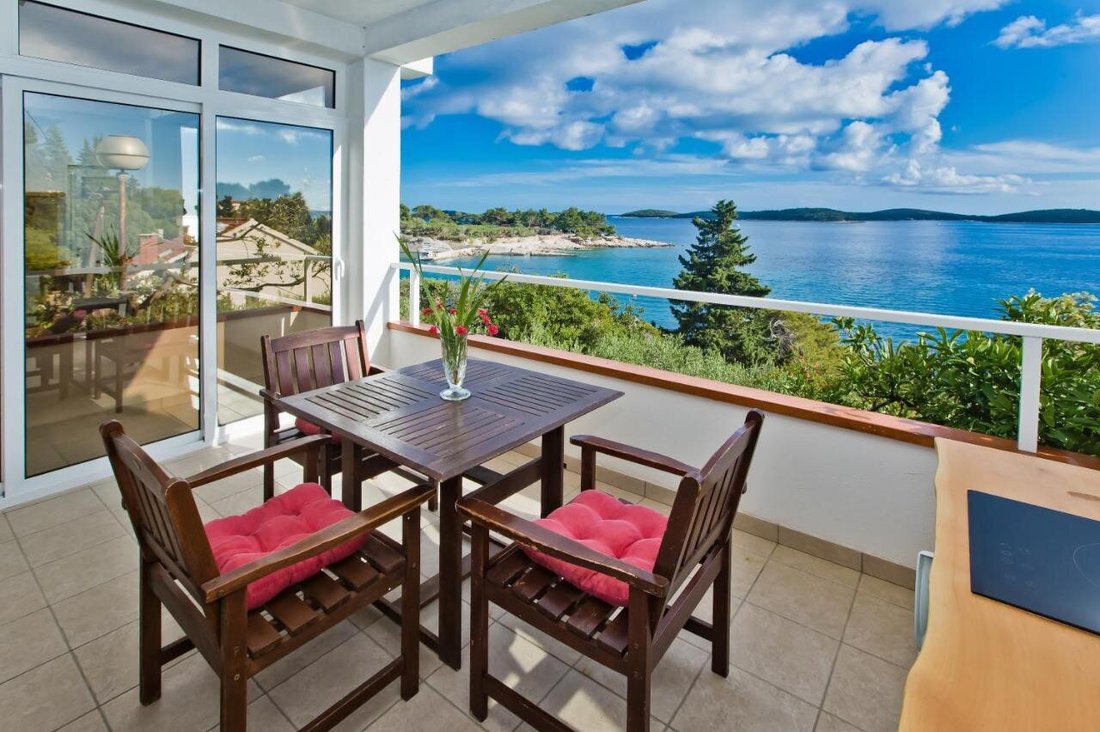 Villa in Velo Grablje, Split-Dalmatia County, Croatia 4 - 17394938
