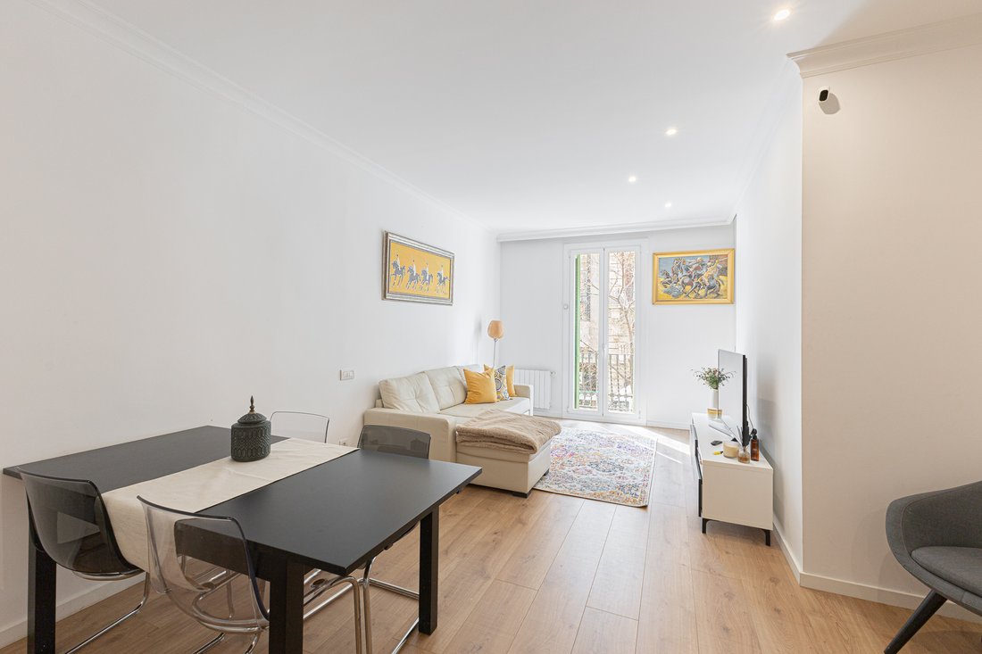 Apartment in Eixample, Barcelona, Spain 3 - 17392335