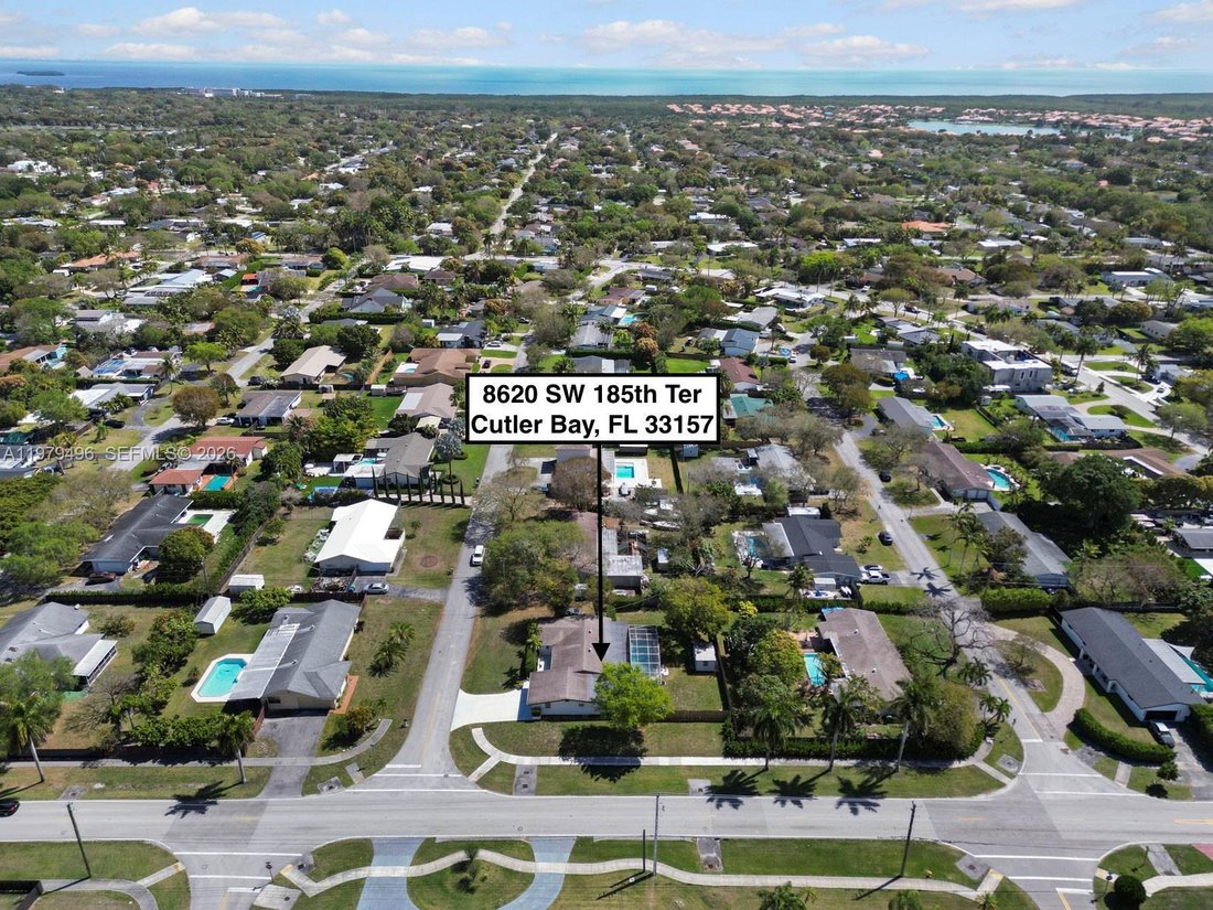 House in Cutler Bay, Florida, United States 1 - 17390309