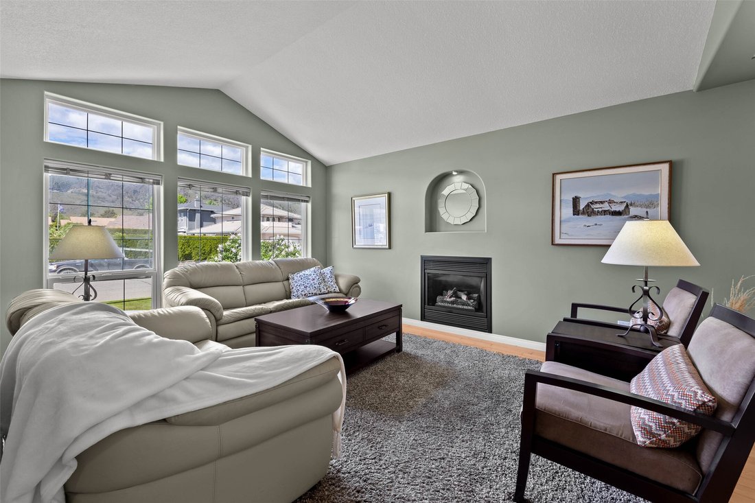 House in Kamloops, British Columbia, Canada 5 - 15299053