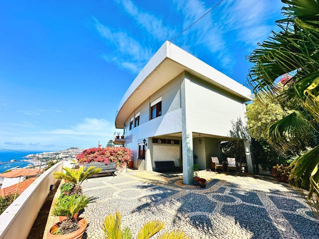Villa in Santa Maria Maior, Madeira, Portugal 2 - 17394458