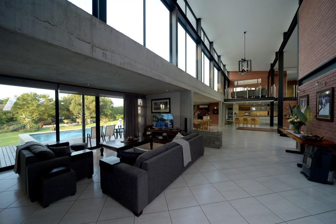 House in Chartwell, Gauteng, South Africa 4 - 17392034