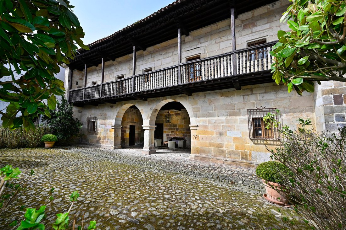 Townhouse in Mazcuerras, Cantabria, Spain 1 - 17392322