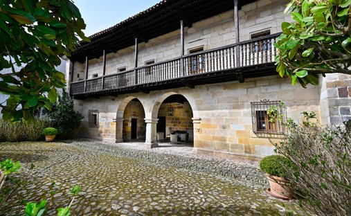 Residenza a Mazcuerras, Cantabria, Spagna 1