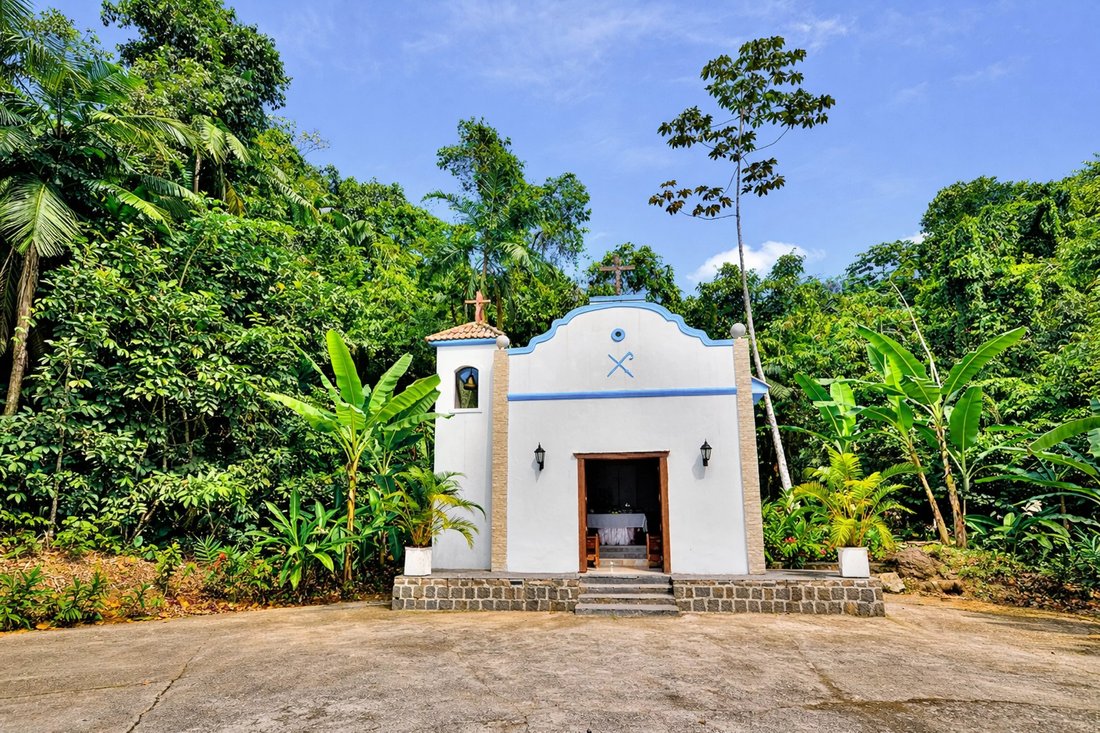 House in Piraquara, State of Rio de Janeiro, Brazil 3 - 16835011