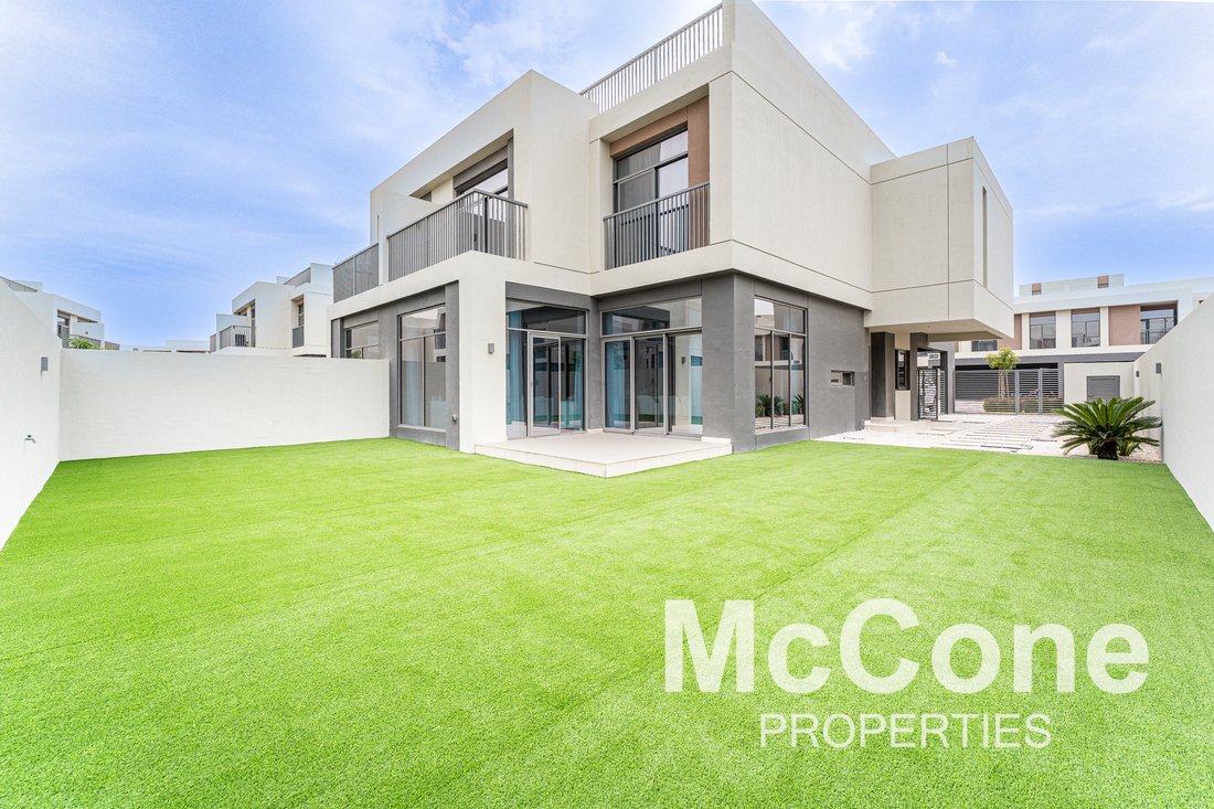 Villa in Dubai South, Dubai, United Arab Emirates 1 - 17393975