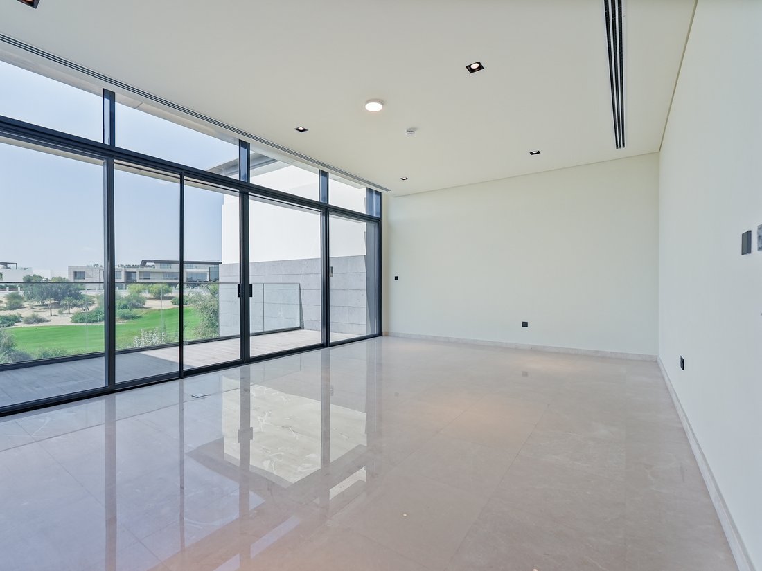 Villa in Hadaeq Sheikh Mohammed Bin Rashid, Dubai, United Arab Emirates 1 - 16130523