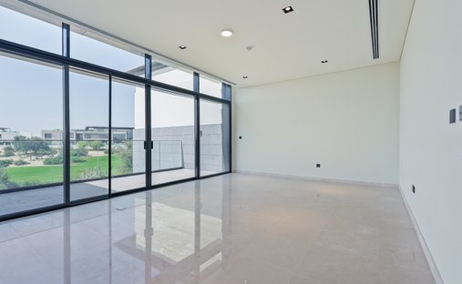 Villa in Hadaeq Sheikh Mohammed Bin Rashid, Dubai, United Arab Emirates 1