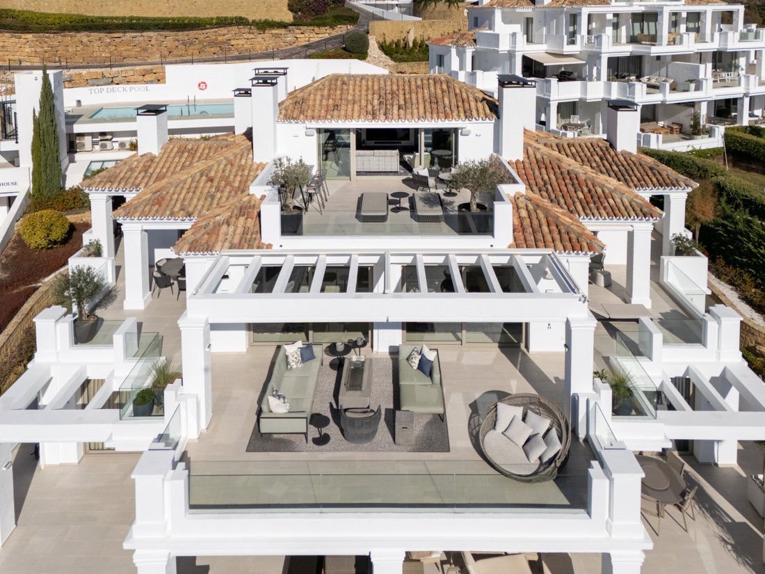 Penthouse in Nueva Andalucia, Marbella, Spain 1 - 17391278