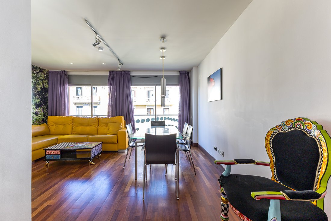 Apartment in Eixample, Barcelona, Spain 4 - 17392156