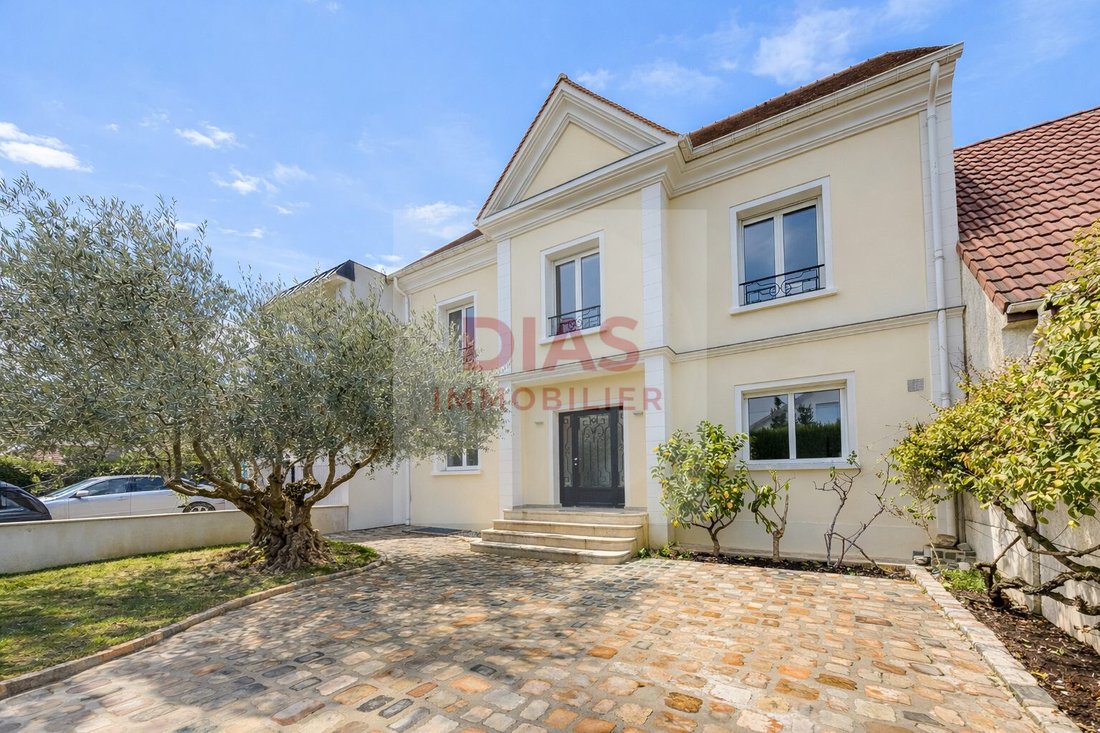 House in Bercheres Nord, Pontault-Combault, France 1 - 17393147