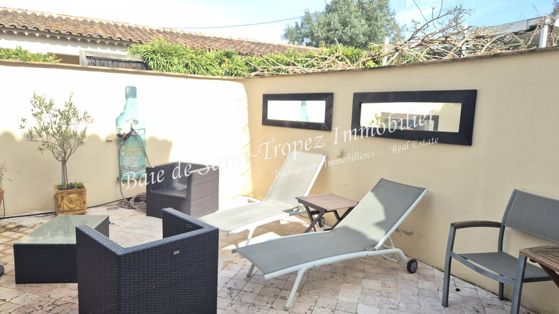 House in Zone Ouest Urbaine, Saint-Tropez, France 3 - 14584231