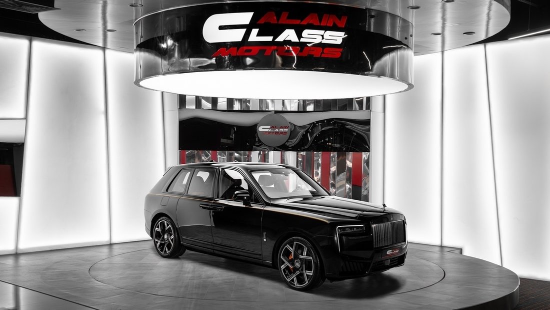 Suv in Dubai, United Arab Emirates 1 - 17395354