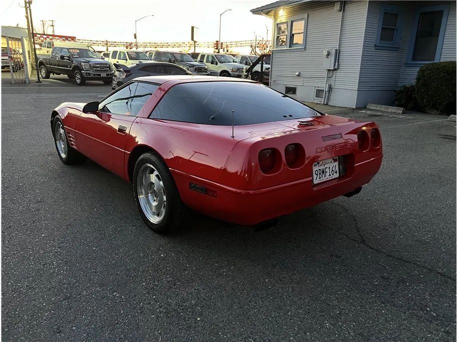 Coupe in Roseville, CA, United States 5 - 17395153