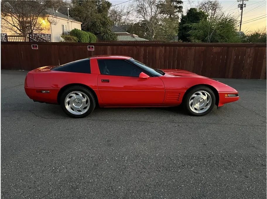 Coupe in Roseville, CA, United States 4 - 17395153