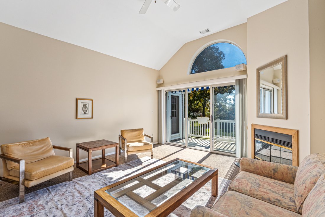 Condo in Moriches, New York, United States 3 - 17395355