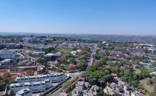 Estate in Johannesburg, Gauteng, South Africa 1