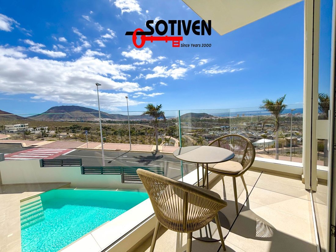 Villa in Adeje, Canary Islands, Spain 2 - 15927305