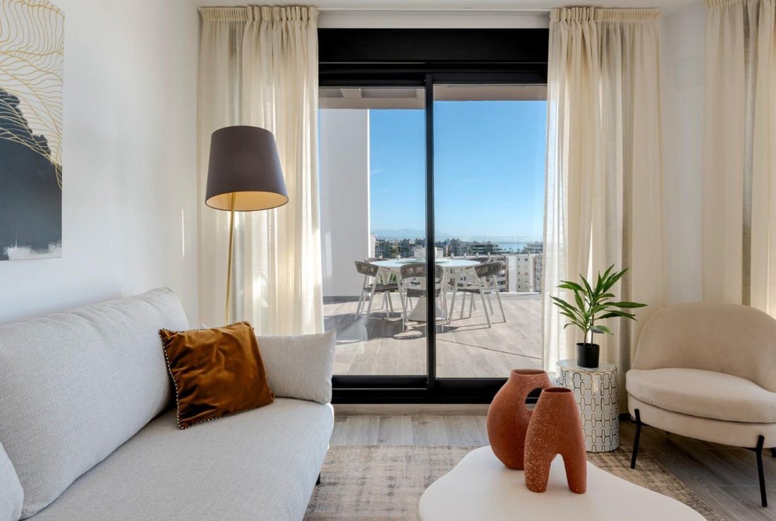 Penthouse in Torremolinos, Andalusia, Spain 4 - 17395455