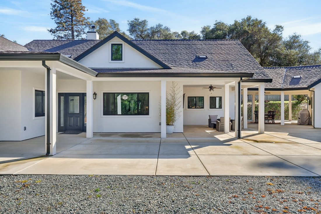 Somerset, California, United States 3 - 17395433