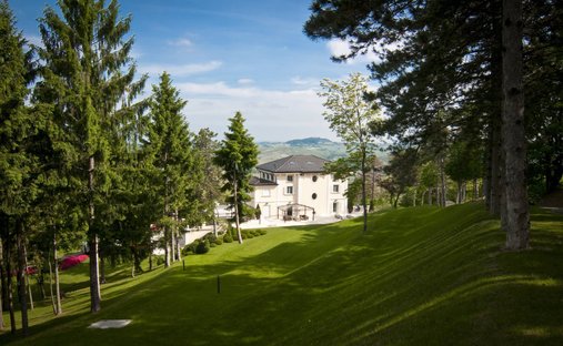 Haus in Fortunago, Lombardei, Italien 1