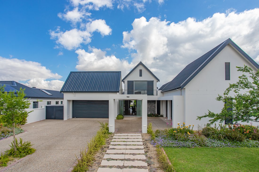 House in Paarl, Groenvlei, Western Cape 3 - 17395580
