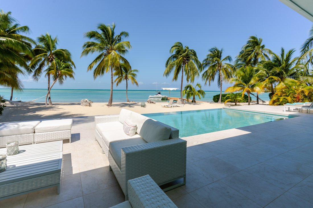 House in Rum Point, North Side, Cayman Islands 1 - 17395581
