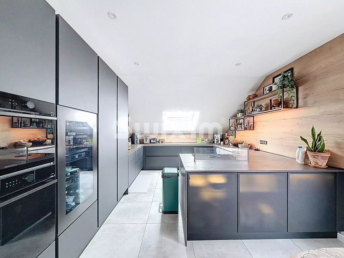 Apartment in Chevry, Auvergne-Rhône-Alpes, France 4 - 17353013