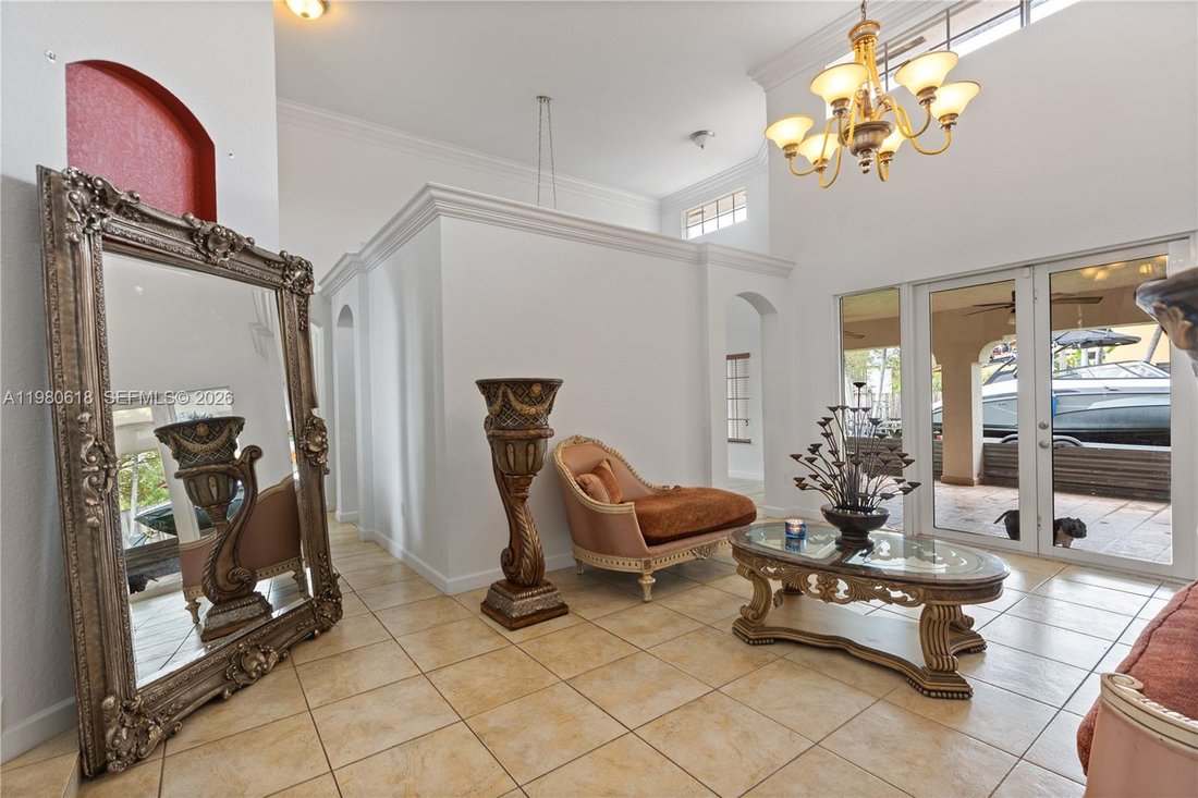 House in Miami, Florida, United States 4 - 17399267