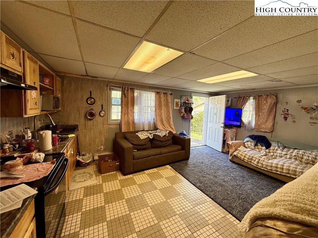 Boone, North Carolina, United States 5 - 17398907