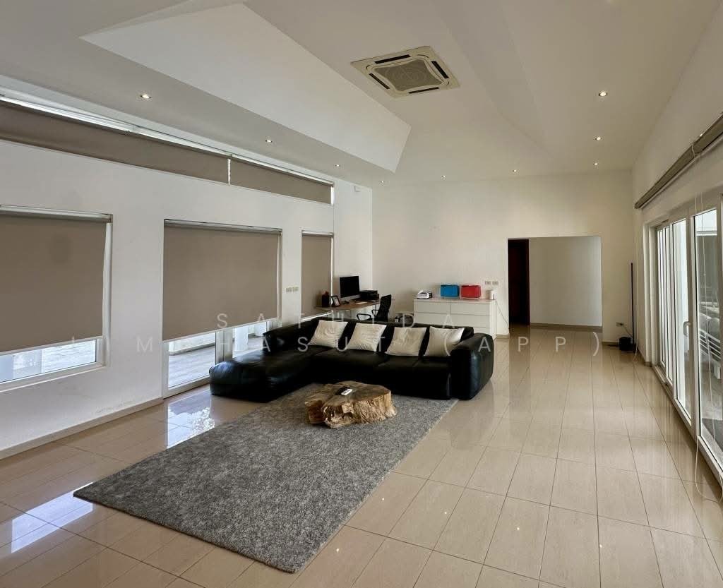 Villa in Pattaya City, Chon Buri, Thailand 2 - 17398473
